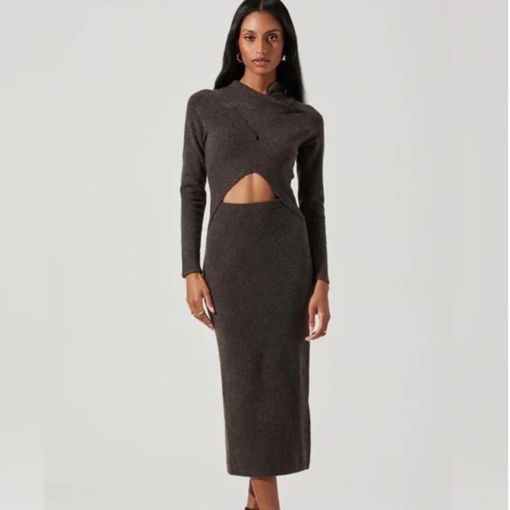 Women’s Spencer Cutout Long Sleeve Sweater Dress XS